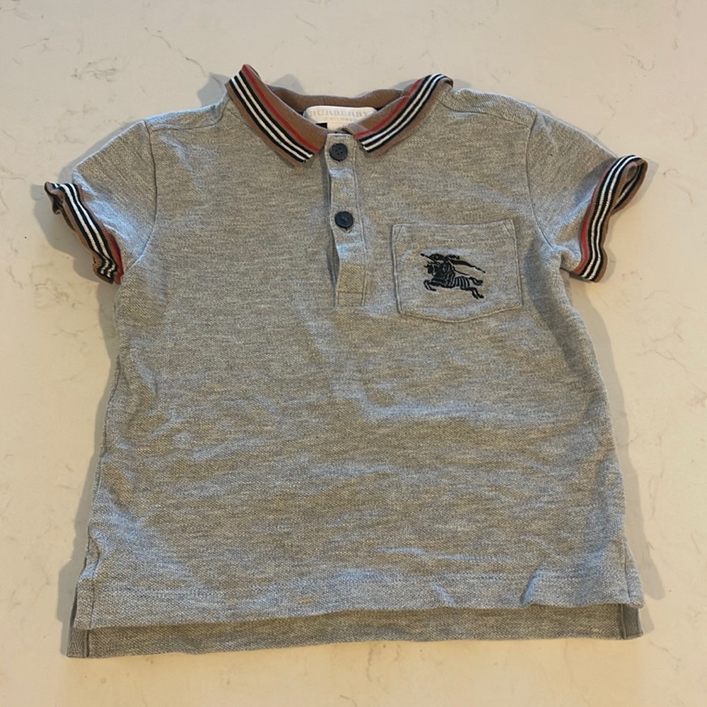 Boys Burberry t-shirt in size 2